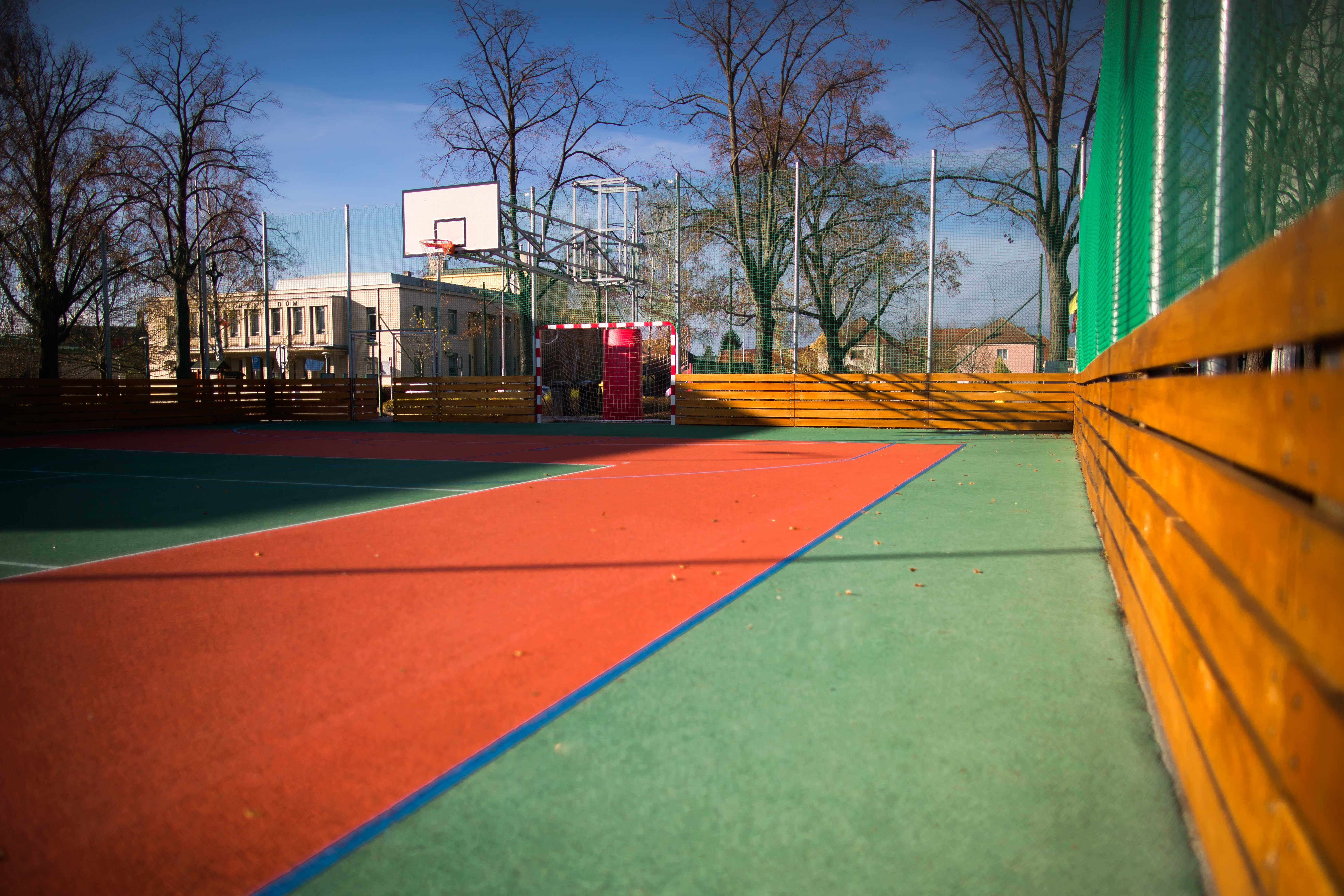 Zobrazit obrázek: Hřiště Na Lipáku 1