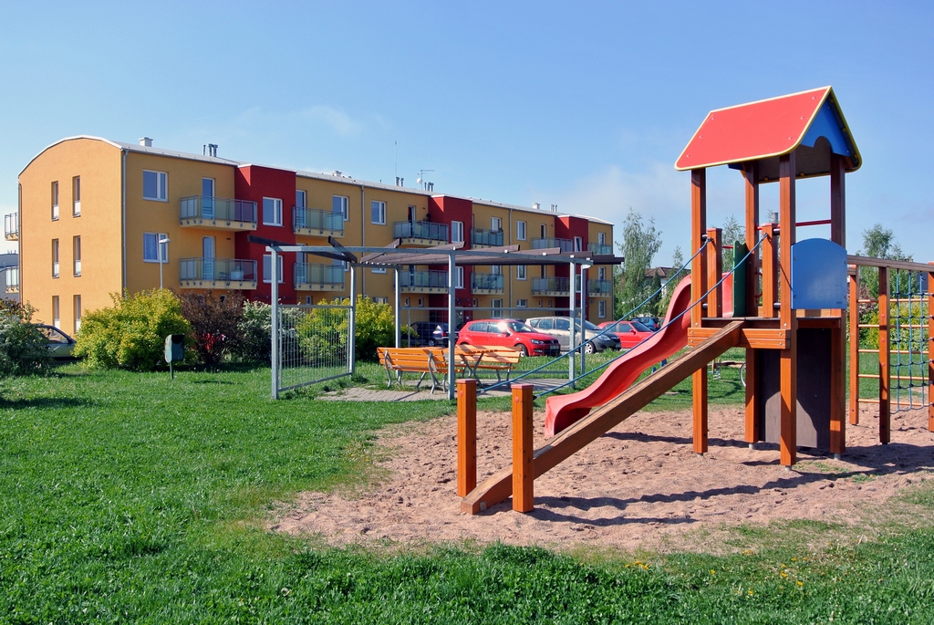 Zobrazit obrázek: Dětské hřiště na sídlišti Muška, Ottmarova ulice